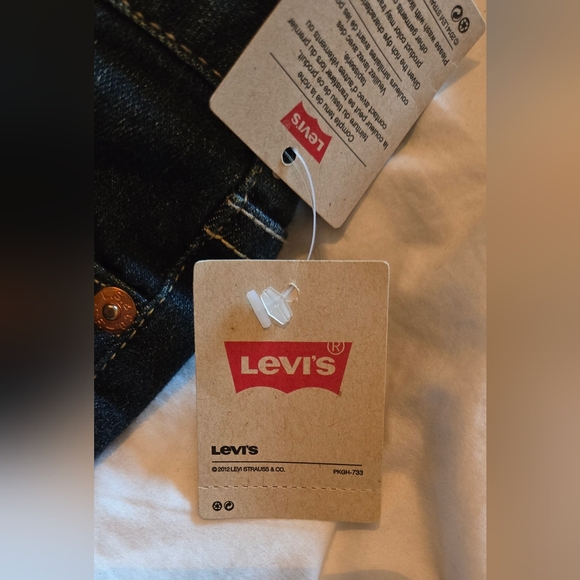 NWT - Levi's 514 Straight fit jeans with grey rib-knit waistband; Size: 18m - Picture 5 of 11